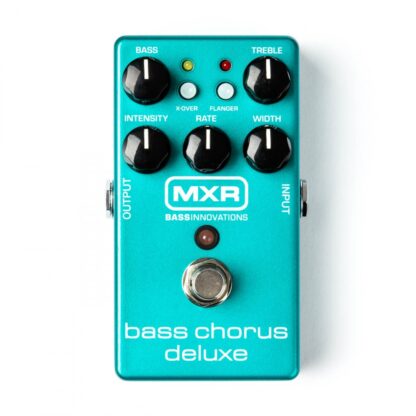 MXR M83 BASS CHORUS Deluxe bas efekt pedal