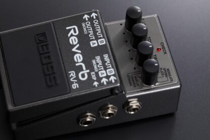 BOSS RV-6 DIGITAL REVERB kitarski efekt pedal - Image 3