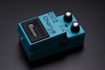 BOSS CE-2W WAZA CRAFT Chorus kitarski efekt pedal - Image 3