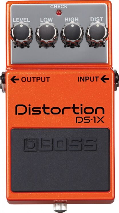 BOSS Distortion kitarski efekt pedal