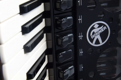 HOHNER ACCORDIONS AMICA FORTE IV 96 Blk klavirska harmonika s torbo - Image 2
