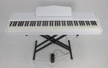 ARAMIUS JDP-20 (razstavljeno)  (Displayed in the store) White stage piano